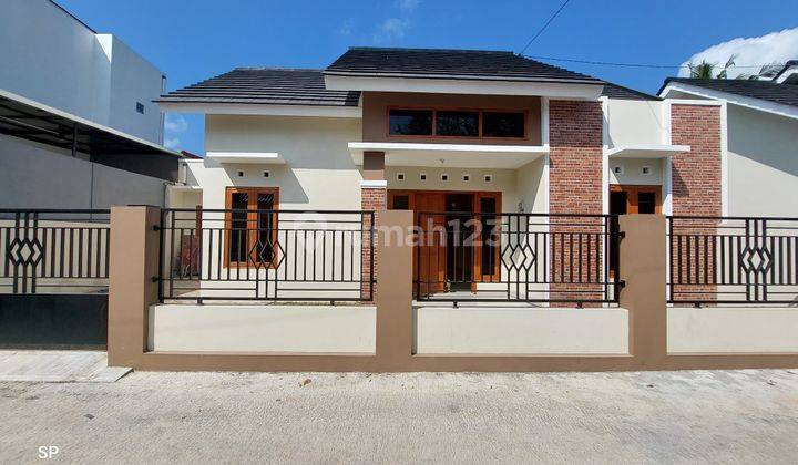 ISTIMEWA BANGET! RUMAH COKLAT BARU CANTIK MINIMALIS BERKUALITAS ISTIMEWA DI PURWOMARTANI KALASAN DEKAT PASAR SIDOREJO