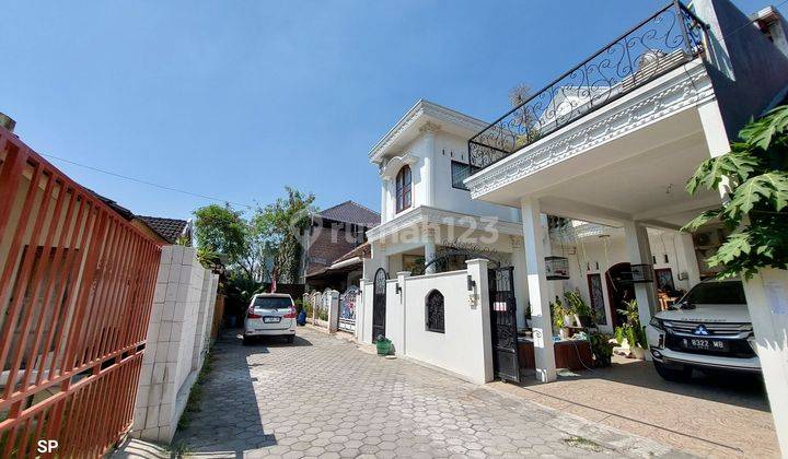 RUMAH MEWAH PUTIH 2 LANTAI DALAM CLUSTER DI POTORONO DEKAT JALAN JOGJA WONOSARI 2