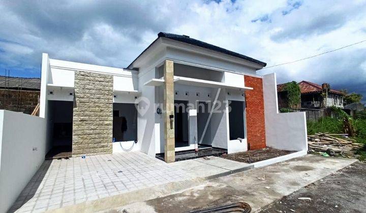 SUPER MURAH!! RUMAH CANTIK MODERN LOKASI ISTIMEWA VIEW SAWAH DI BERNAH DEKAT BANDARA ADISUCIPTO