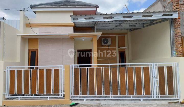 RUMAH CANTIK MINIMALIS SIAP HUNI -- HARGA SUPER EKONOMIS DI DALAM PERUMAHAN GRIYA TAMANAN INDAH DEKAT GIWANGAN