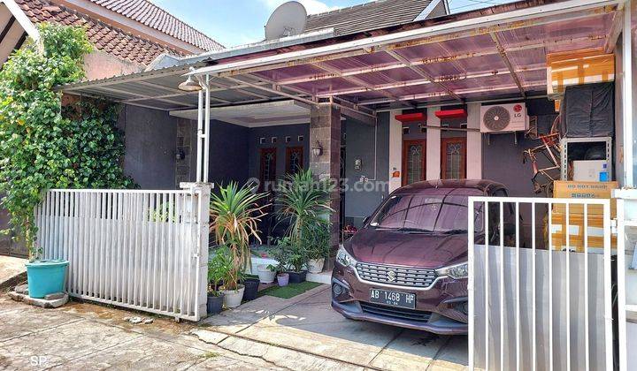 RUMAH CANTII NYAMAN SANGAT TERAWAT SEMI FURNISHED DI TAJEM MAGUWOHARJO DEPOK SLEMAN 2