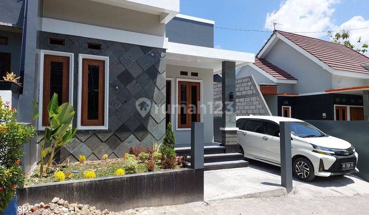 TERMURAH DAN TERBAIK ! RUMAH CANTIK DENGAN KONTRUKSI MEWAH HARGA MURAH DI PERUMAHAN MUSTIKA SEDAYU JALAN WATES KM 13 1