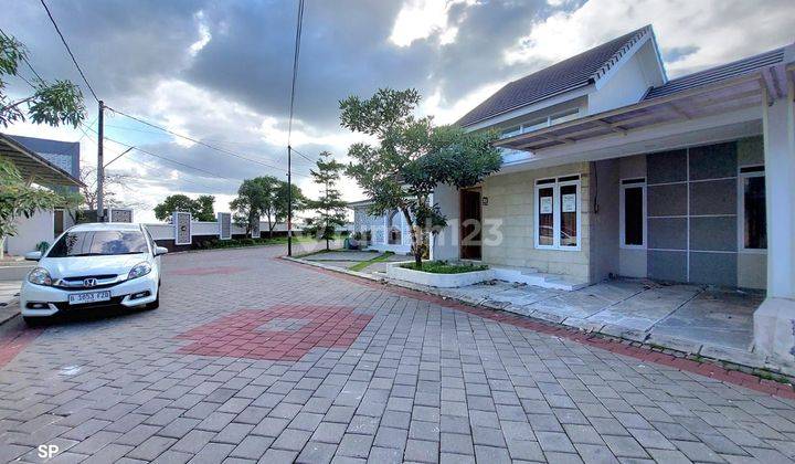 Rumah Cantik Istimewa Minimalis Di Jalan Kaliurang Km 12 Sukoharjo Ngaglik Sleman 2