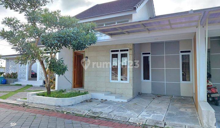 Rumah Cantik Istimewa Minimalis Di Jalan Kaliurang Km 12 Sukoharjo Ngaglik Sleman 1