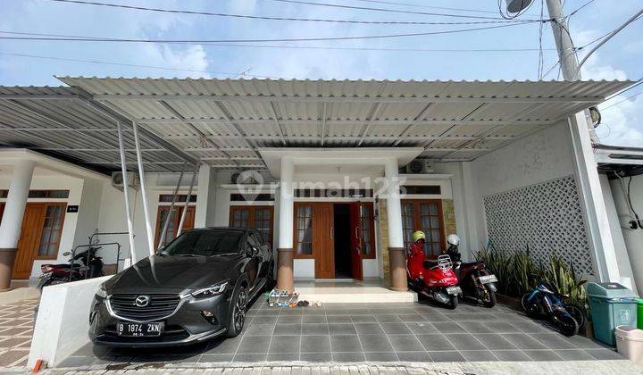 Rumah Cantik Nyaman Dalam Perumahan Elite Royal Mansion Jalan Pleret Km 2 Bangutapan Bantul 1