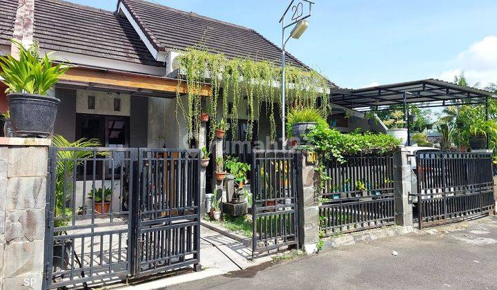 RUMAH CANTIK ASRI TERAWAT LINGKUNGAN NYAMAN DALAM PERUMAHAN DEKAT MASJID SUCIATI JALAN GITO GATI SLEMAN 2