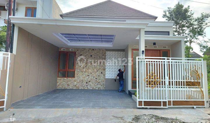 RUMAH BARU CANTIK MEWAH DALAM LINGKUNGAN PERUMAHAN DI JALAN KALIURANG KM 13 SUKOHARJO NGAGLIK SLEMAN 1