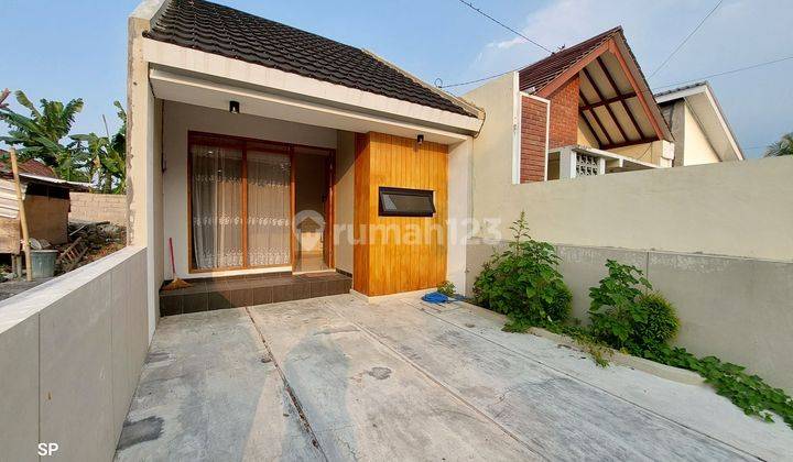 MURAH POLL ! RUMAH MODERN IMUT - HARGA MURAH DI WEDOMARTANI NGEMPLAK SLEMAN DEKAT BUDI MULIA TAJEM 1