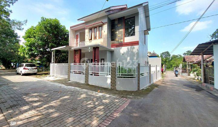 RUMAH MEWAH ISTIMEWA 2 LANTAI HOOK HARGA MURAH BANGET DI DEKAT JOGJABAY MAGUWOHARJO DEPOK SLEMAN 2