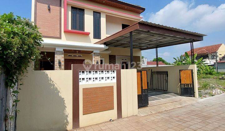 BANTING HARGA! RUMAH BARU CANTIK MEWAH 2 LANTAI - HARGA MURAH DI BATURETNO BANGUNTAPAN  DEKAT TENGKLENG HOH HAH 1