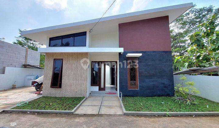 RUMAH CANTIK MODERN KEKINIAN LINGKUNGAN TENANG ASRI DI JALAN GODEAN KM 15 MINGGIR SLEMAN 1