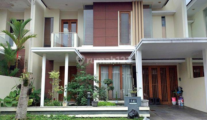 RUMAH MEWAH LUX 2 LANTAI ISTIMEWA DALAM PERUMAHAN ELITE BALE MULIA  - JOMBOR MLATI SLEMAN 1