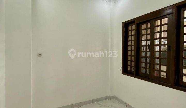 Rumah Mewah Lux Eklusif 3 Lantai Strategis Tepi Jalan Aspal Di Dekat Jogjabay Wedomartani Ngemplak Sleman 2