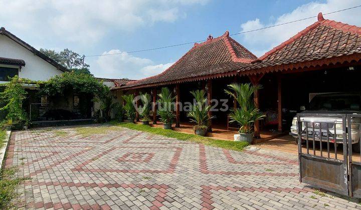 RUMAH MEWAH MODERN 2 LANTAI ISTIMEWA DENGAN JOGLO DAN TANAH LUAS DI MAGUWOHARJO DEPOK SLEMAN DEKAT BUDI MULIA TAJEM 2