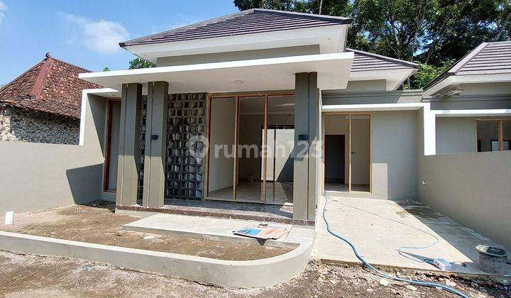 RUMAH KEMBAR 4 UNIT CANTIK DESAIGN LIMASAN KEKINIAN DI PURWOMARTANI DEKAT BUDI MULIA TAJEM SLEMAN 2