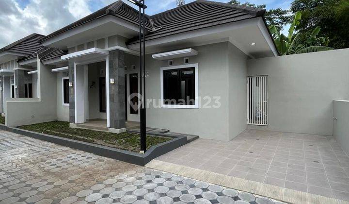 Murah Banget Sisa 1 Unit! Rumah Baru Fresh Limasan Modern Dengan Harga Murah Di Taman Martani Kalasan Dekat Bong Supit Bogem Kalasan Sleman 1