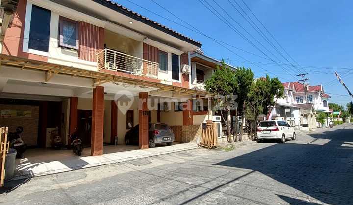 Exclusive Luxury 2-Story Boarding House 11 Rooms Fully Furnished - Strategically Located in the Premium Mbs Housing Area, Condong Catur, Near UPN Campus. 2