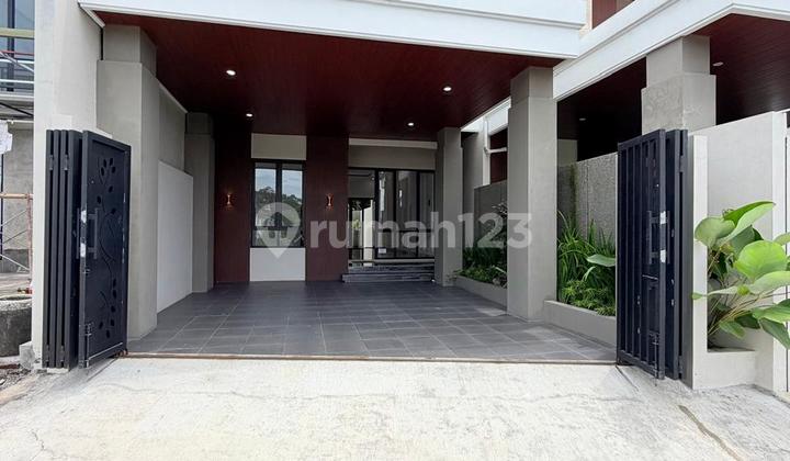 Promo Awal Tahun‼️Diskon 450 Jutarumah Mewah Premium 2 Lantai Kontemporer Lokasi Strategis di Jalan Kaliurang Km. 13 Dekat Kampus Uii dan Pppg Kesenian