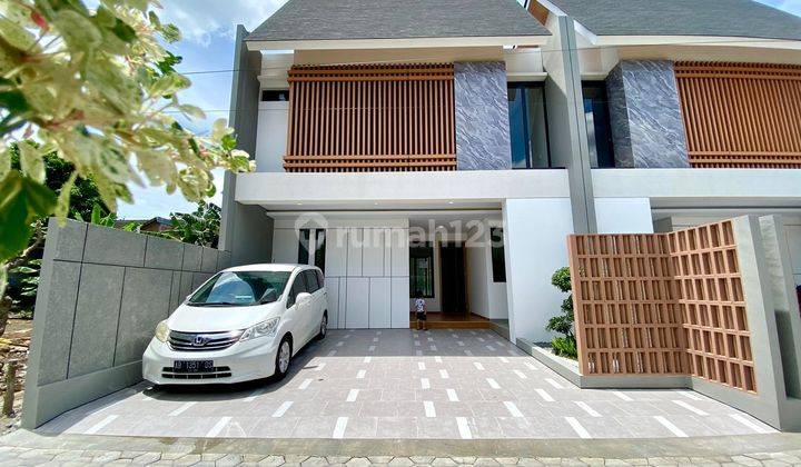 Rumah Mewah 2 Lantai Modern Japanese Style Serasa Tinggal Di Jepang Lokasi Timur Kampus Upn Maguwoharjo Depok Sleman 1