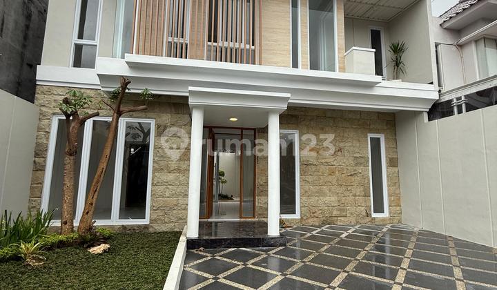 Rumah Mewah 2 Lantai Dengan Tanah Luas Istimewa Di Jalan Palagan Km 7 Sendangadi Mlati Sleman Dekat Hotel Hyatt 