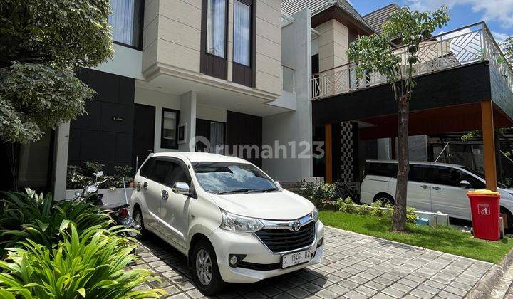 Rumah Premium 2 Lantai Full Furnished Dalam Perumahan Elite Hyarta Ecovillage Maguwoharjo Depok Sleman 1