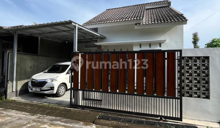 Beautiful Ready-to-Occupy Well-Maintained House on Jalan Kaliurang Km. 10 Taraman Ngaglik Sleman Near Pasar Gentan Beautiful Ready-to-Occupy Well-Maintained House on Jalan Kaliurang Km. 10 Taraman Ngaglik Sleman Near Pasar Gentan