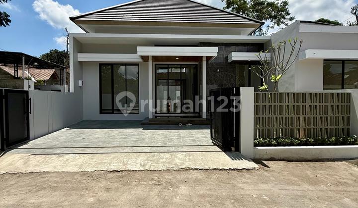 Rumah Baru Limasan Modern Dalam Kavlingan di Pondok Ngemplak Sleman Dekat Pasar Jangkang