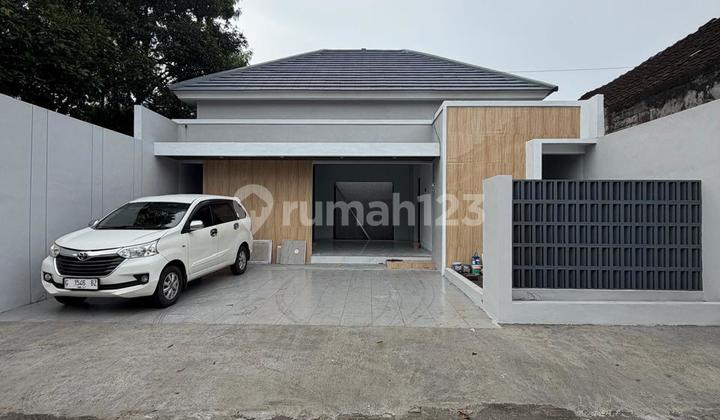 Rumah Cantik Modern Dengan Tata Ruang Fungsional Di Dekat Sd Model Wedomartani Ngemplak Sleman