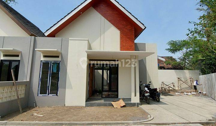 Rumah Baru Cantik Modern - Desaign Scandinavian 3 Unit Di Wedomartani Ngemplak Sleman Dekat Budi Mulia 1