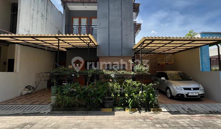 Rumah Mewah 2 Lantai Full Furnished Sangat Terawat Di Dalam Perumahan Elite Pondok Permai Jalan Palagan  2