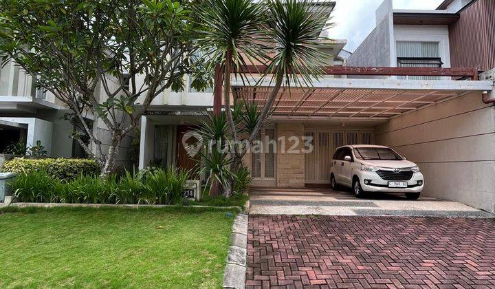 Rumah Mewah 2.lantai.premium Dekat Taman Boulevard Dalam Perumahan Elite Greenhill Jalan Kaliurang Km. 9 Ngaglik Sleman 1