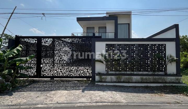 Murah Poll!! Rumah Mewah 2 Lantai Full Furnished Dengan Kolam Renang Dan Tanah Luas Di Tlogoadi Mlati Sleman Dekat Gedung Youth Centre Dan Rsa Ugm Murah Poll!! Rumah Mewah 2 Lantai Full Furnished Dengan Kolam Renang Dan Tanah Luas Di Tlogoadi Mlati Sleman Dekat Gedung Youth Centre Dan Rsa Ugm