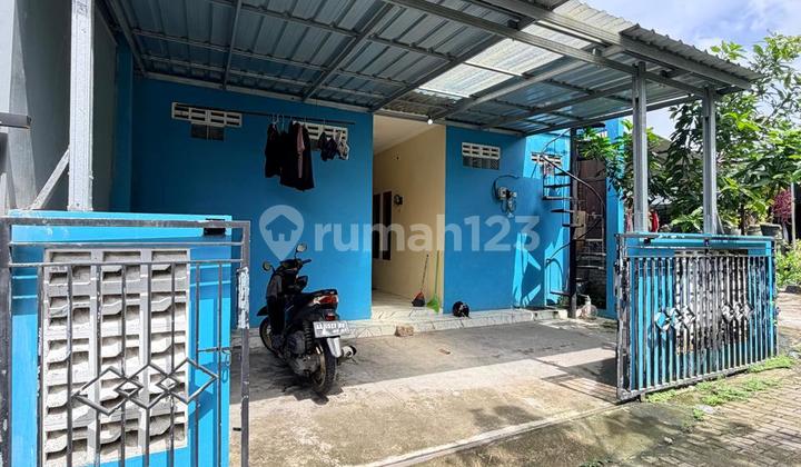 Kost Biru Eklusif 6 Kamar di Potorono Banguntapan Bantul Dekat Kampus Surya Global 2