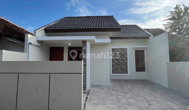 Rumah Baru Fresh Minimalis Modern Di Wiyoro Banguntapan Bantul Dekat Rs. Harjolukito 2