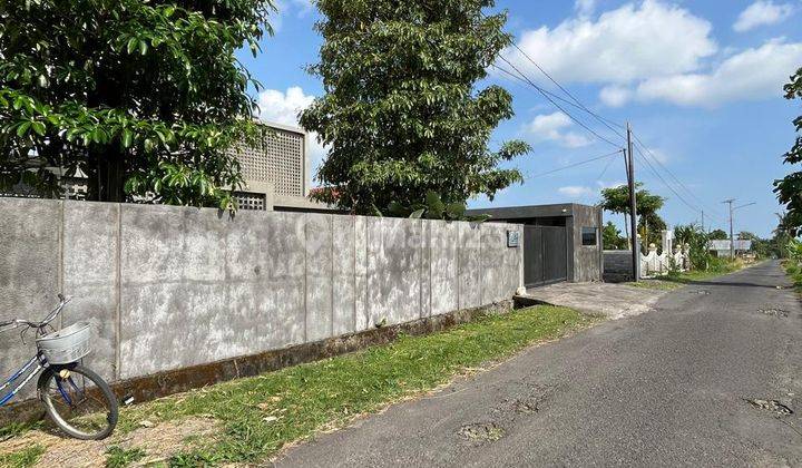 Rumah Industrial Modern Premium 2 Lantai Lux Estetik Dengan Tanah Luas Di Area Utara Pendowoharjo Sleman