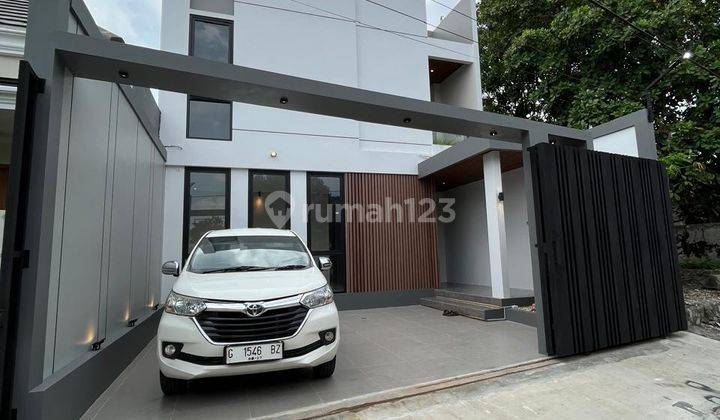 Rumah Baru Modern Industrial 2 Lantai Dalam Perumahan Sukoharjo Residence Di.jalan Kaliurang Km.13 Ngaglik Sleman.