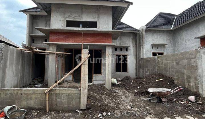 Rumah Cantik Limasan Modern Dengan Tanah Luas Dan Tata Ruang Lega Di Dekatsd Model Wedomartani Ngemplak Sleman 1