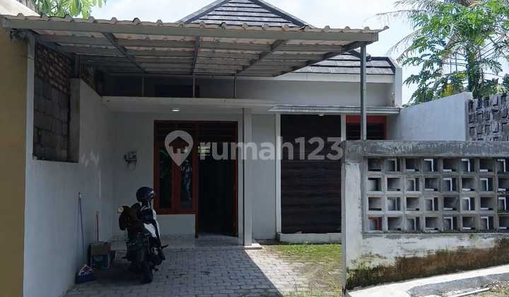 Super Cheap‼️ Beautiful New Minimalist House - Affordable Price Near Bukit Mutiara Residence Ambarketawang Gamping Sleman 2