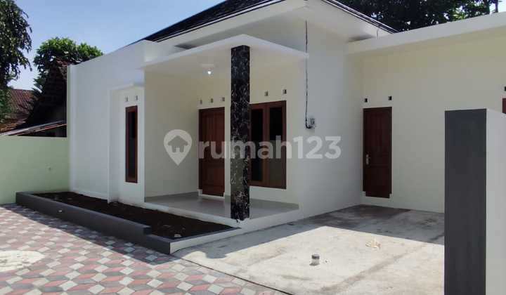 Rumah Baru Limasan Modern Dan Elegan Di Tirtoadi Mlati Sleman Dekat.pasar Cebongan.