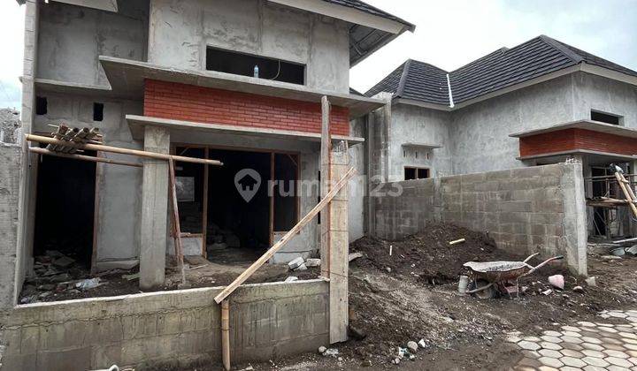 Rumah Cantik Limasan Modern Dengan Tanah Luas Dan Tata Ruang Lega Di Dekatsd Model Wedomartani Ngemplak Sleman 2