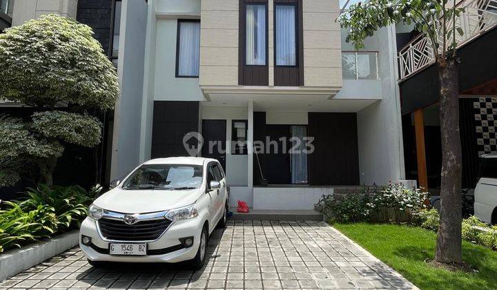 Rumah Premium 2 Lantai Full Furnished Dalam Perumahan Elite Hyarta Ecovillage Maguwoharjo Depok Sleman 2