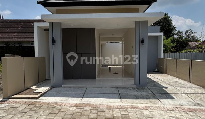 Murah Banget‼️Rumah Baru Cantik Limasan Modern di Purwomartani Kalasan Sleman Dekat Kampus Unriyo Jalan Tajem 2