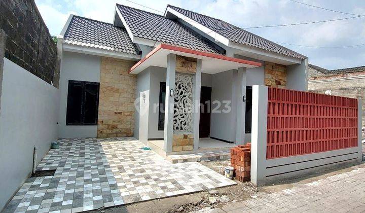 Rumah Baru Mewah Tata Ruang Lega Dengan Harga Murah Di Wedomartani Ngemplak Sleman 2