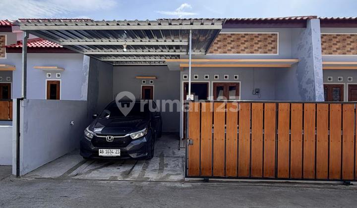 Murah Banget Sisa 2 Unit Saja‼️Rumah Baru Cantik Minimalis - Harga Super Ekonomis Dalam Cluster 5 Unit di Bimomartani Ngemplak Sleman Dekat Spbu 2