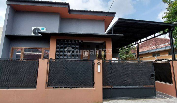 Rumah Cantik Hook Sangat Terawat Rapi Dengan Harga Murah Di Jalan Godean Km 7 Sidomoyo Godean 2