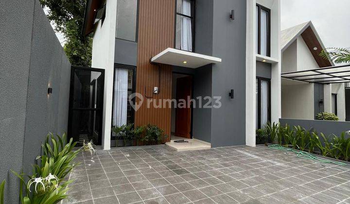 Rumah Mewah Scandinavian 2 Lantai Modern Full Furnished Di Sukoharjo Ngaglik Sleman 1