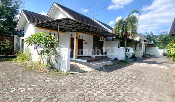 Sweet Minimalist Beautiful House in Wiyoro Housing Near Block O Banguntapan Bantul