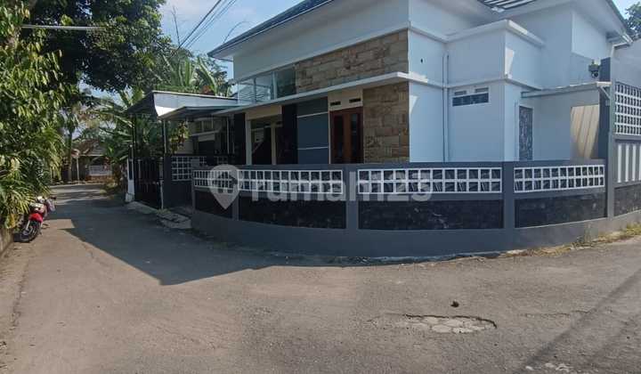 Rumah Baru Cantik Minimalis Siap Huni Unit Hook Di Triharjo Sleman Dekat Pasar Sleman  2