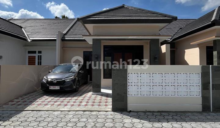 Beautiful New Modern Limasan House Ready to Occupancy 5 Units in a 10-Unit Cluster in Potorono Banguntapan Bantul Near Jogja TV 2