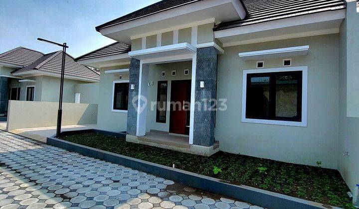 Rumah Baru Cantik Limasan Modern Kekinian Dengan Harga Murah Di Tamanmartani Kalasan Dekat Bogem 1